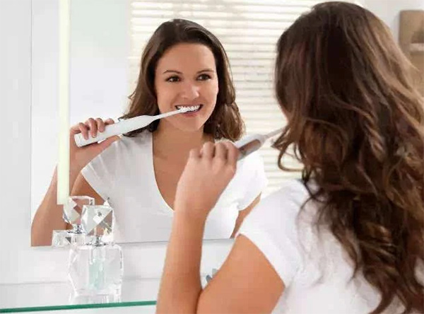 Cepillo de dentes eléctrico sónico para adultos recargable